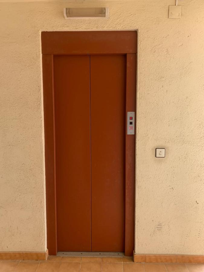 Apartamento De Playa En Santa Margarita. Rosas Exterior foto
