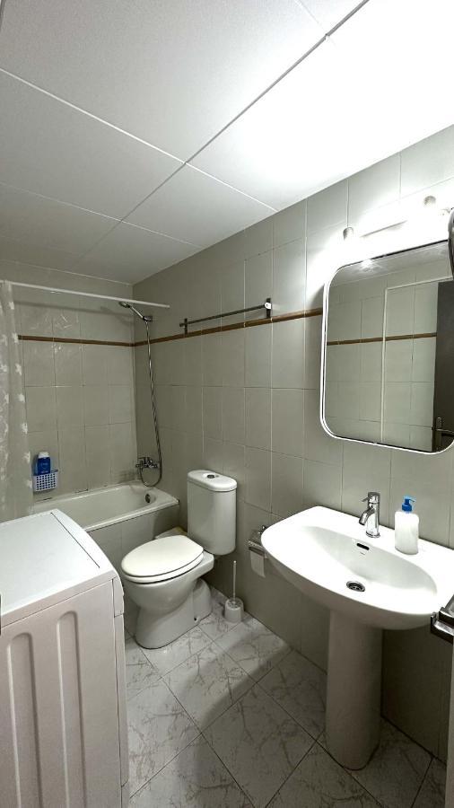 Apartamento De Playa En Santa Margarita. Rosas Exterior foto